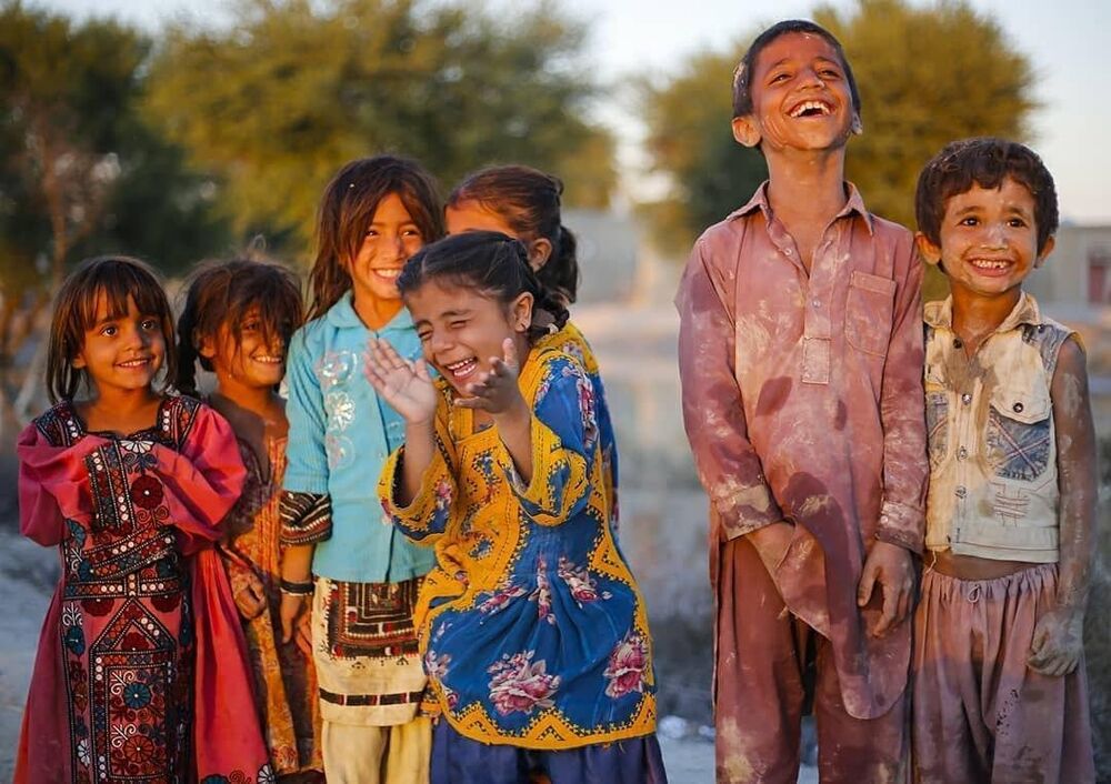 بهانهای برای شاد کردن مردم باشیم