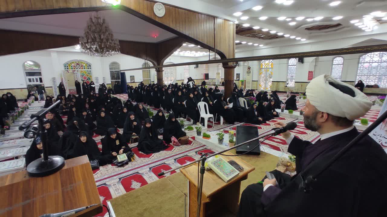 شرط بندگی تنظیم کردن خواسته خود با خواسته پروردگار است