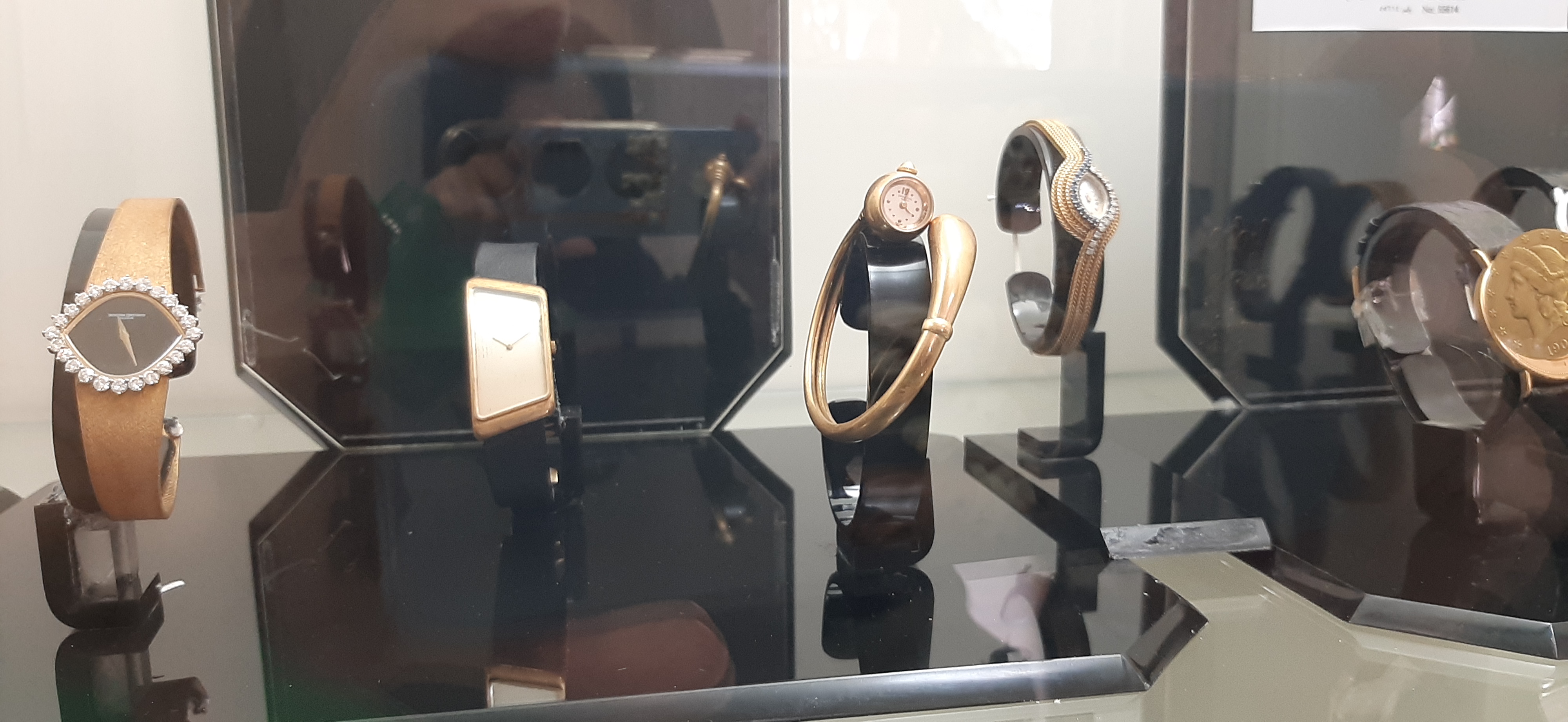 تماشای زمان در موزه ساعت