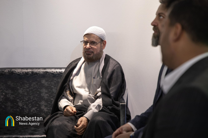 استقبال غرفه آستان مقدس عباسی از هیئت آستان حسینی در نمایشگاه قرآن تهران+ عکس
