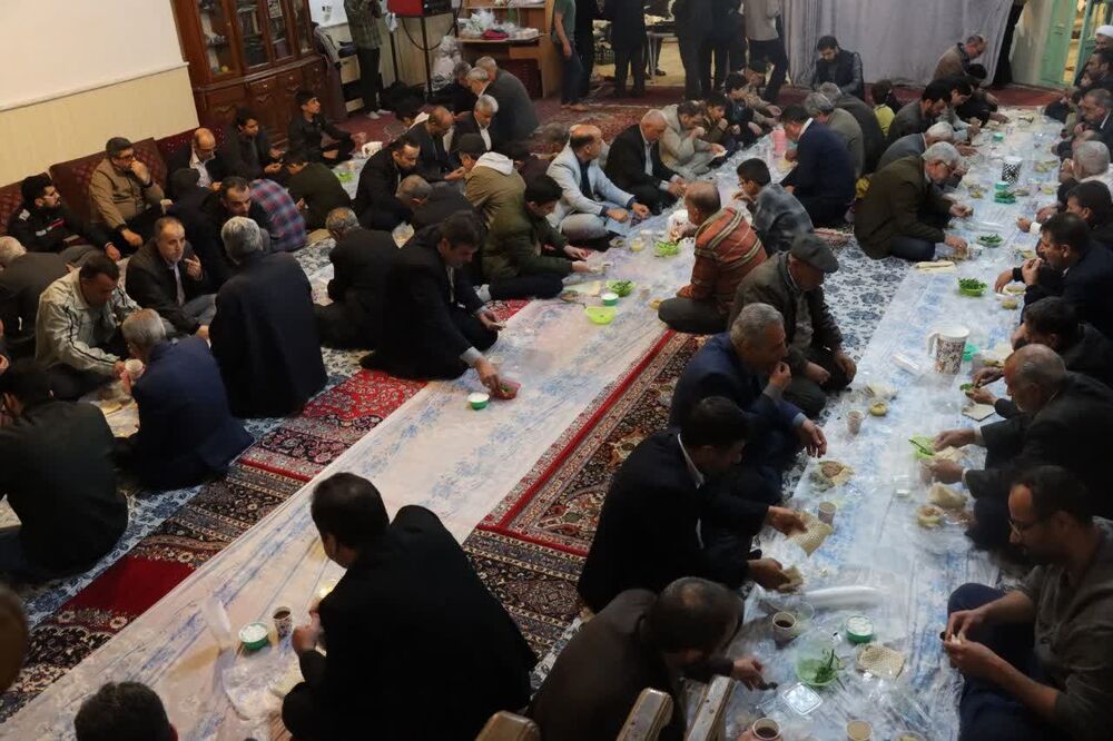 محفل و منافسه قرآنی حافظان نوجوان در حاج تقی تقوی اراک برگزار شد
