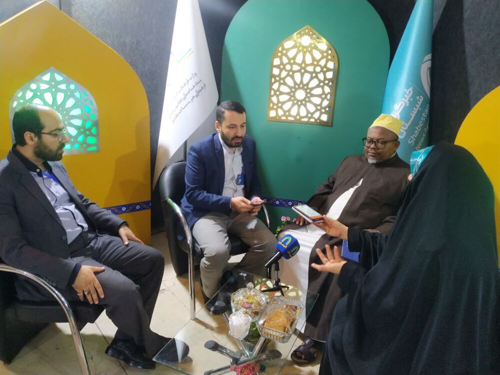 لزوم توسعه نمایشگاه قرآن برای ترویج نشاط در امت اسلام
