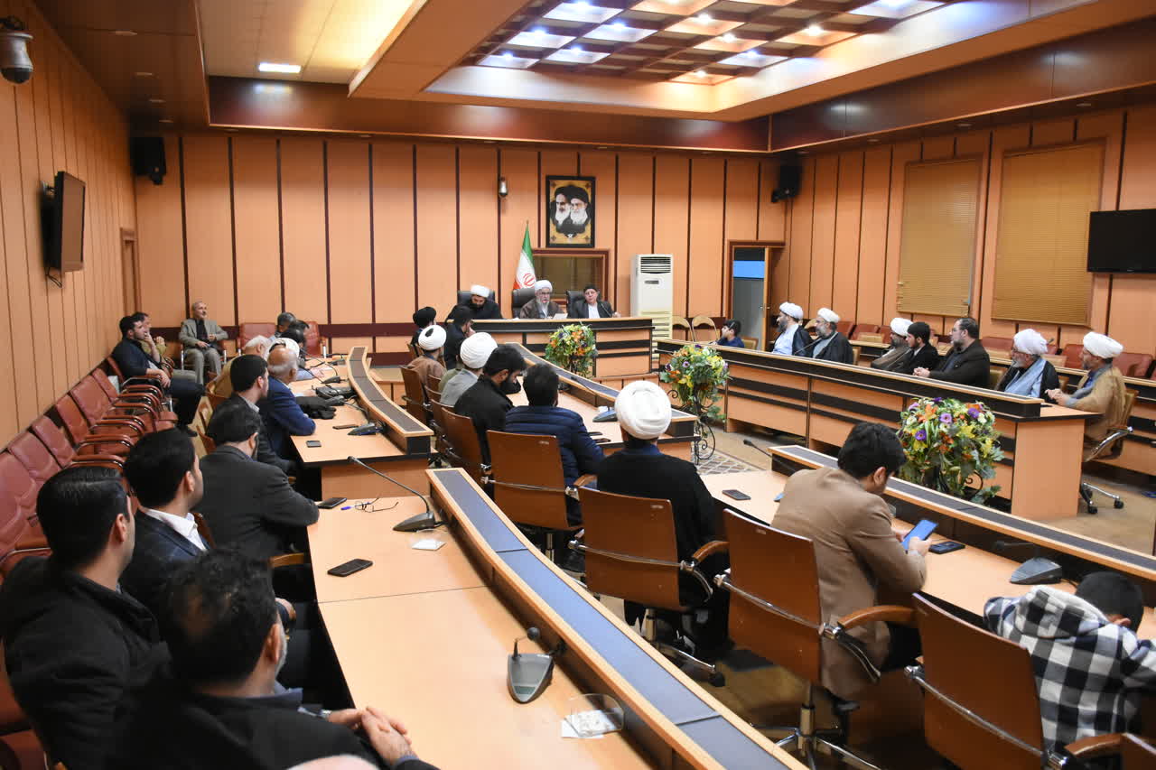 ضرورت راه اندازی موزه مفاخر درگیلان/ مجلس خبرگان رهبری تشریفاتی نیست