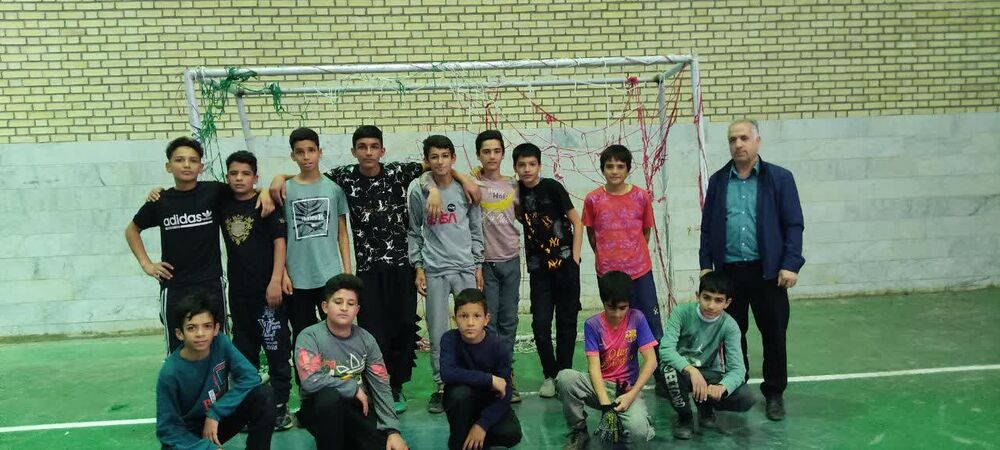 اجرای طرح《من عاشق نمازم》در ماه میهمانی الهی