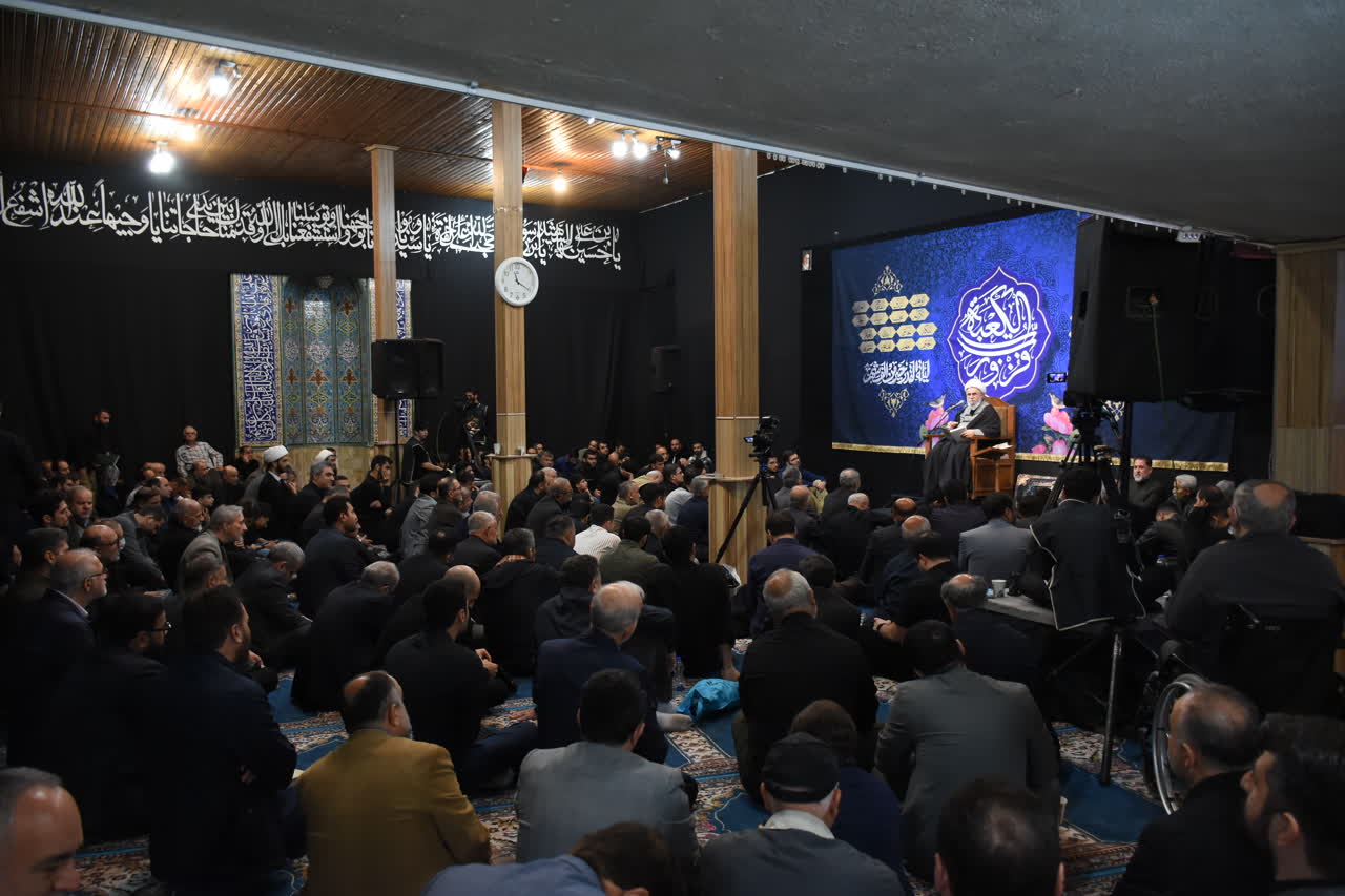 آیت الله رمضانی: از افراط و تفریط پرهیز کنید