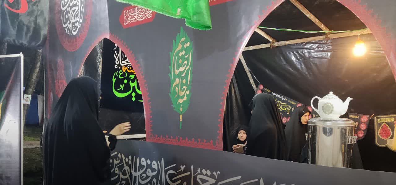 برپایی چایخانه حضرت امام رضا (ع) در جوار شهدای گمنام شهرستان خمام