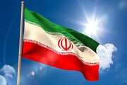 مراسم اهتزاز پرچم مقدس جمهوری اسلامی در قم برگزار شد