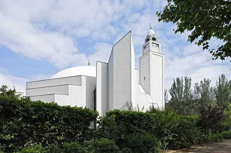 مسجد جامع لیون، مناره دینی و فرهنگی و شاهکار معماری در فرانسه