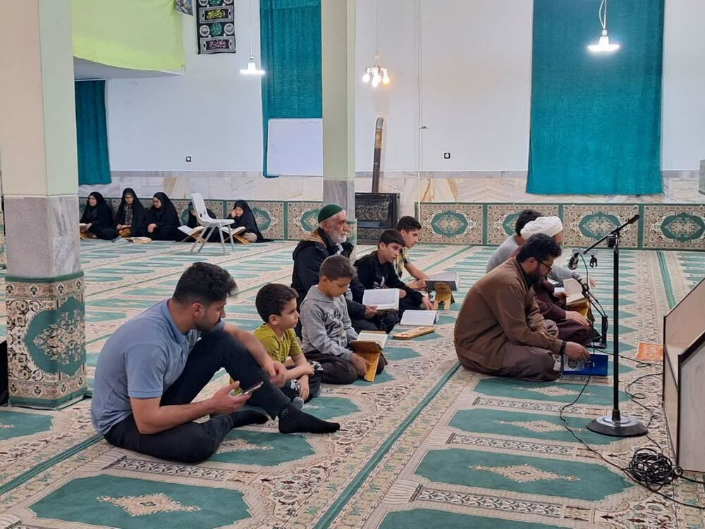حضور پرشور بچه‌های مسجدی در شب‌های قدر