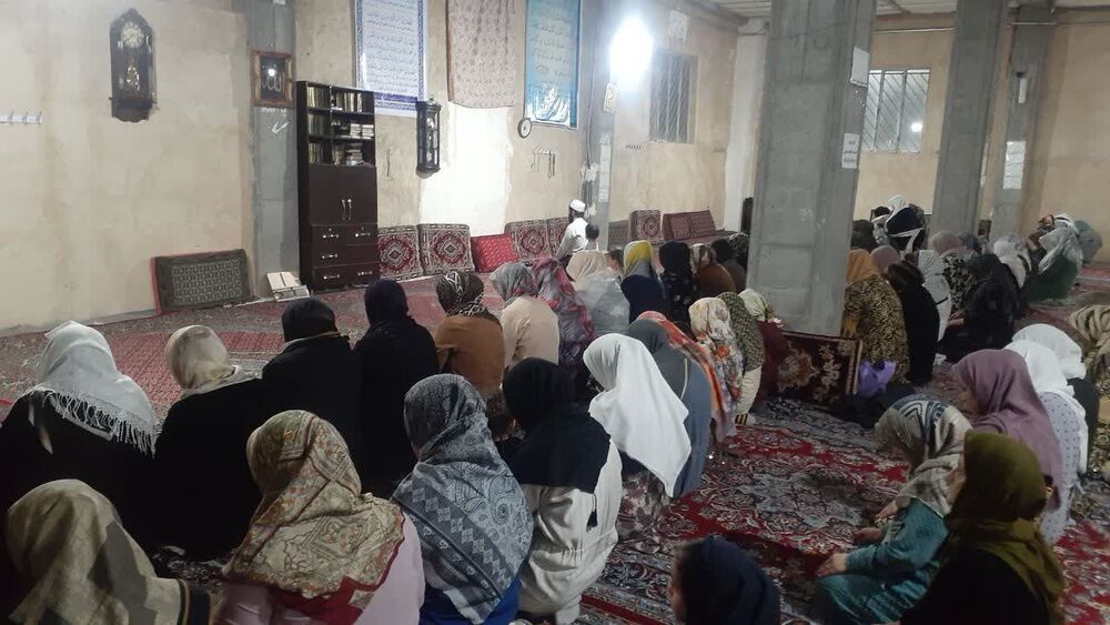 ضیافت افطاری ۳۰۰ نفری در کانون سلاله طیبه سنندج برپا شد