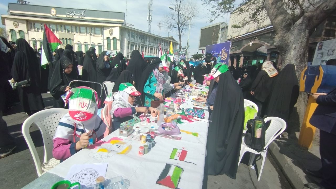 جلوههای زیبای روز قدس در گیلان/ از نقاشی نوجوانان تا حضور پرشور دهه نودیها