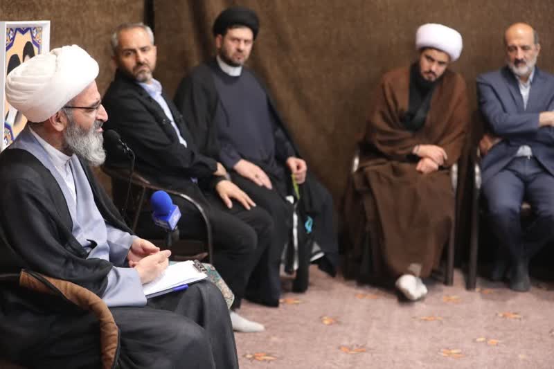 شعار سال یک «راهبرد» برای حل مسائل اقتصادی کشور است