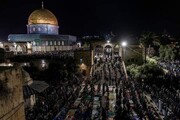 ۲۰۰ هزار فلسطینی در مسجد الاقصی شب قدر را احیا گرفتند+ عکس