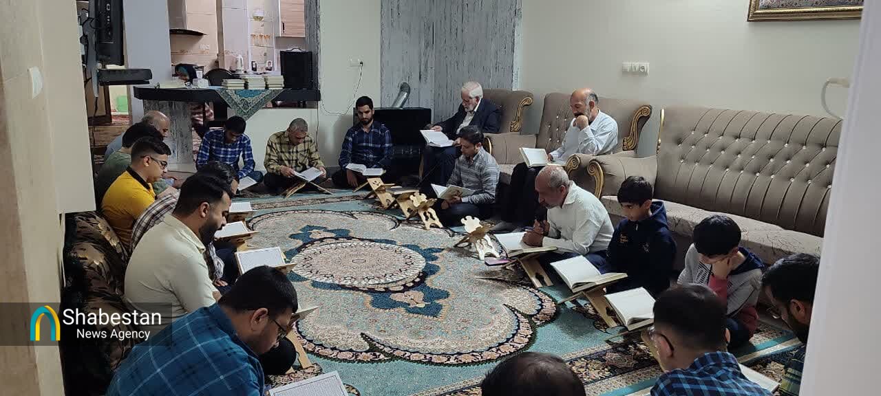 کانونی که پیشرو در برگزاری جلسات قرآن خانگی است