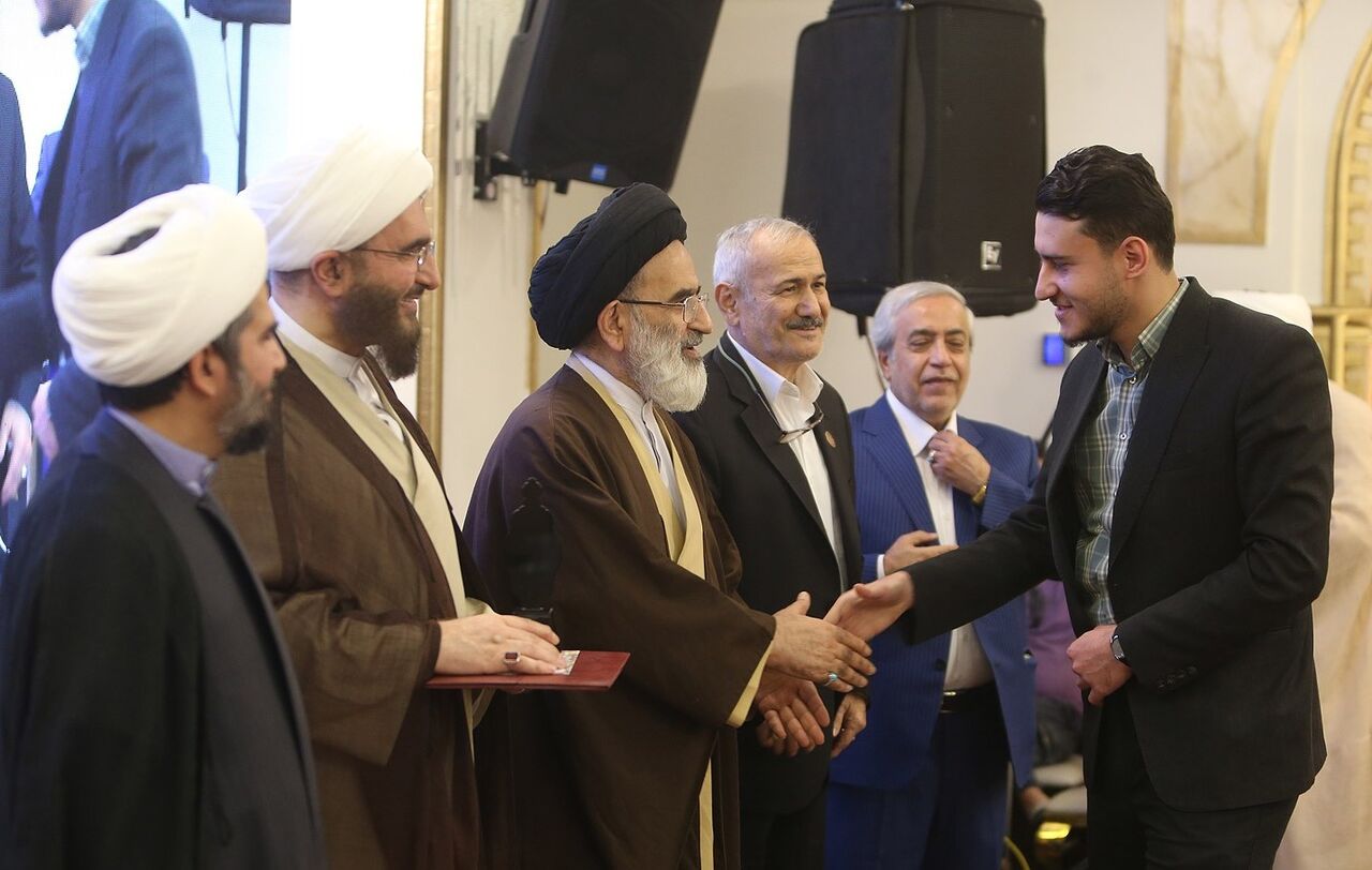 سومین جشنواره بینالمللی قرآن کریم مشکات برگزیدگان خود را شناخت