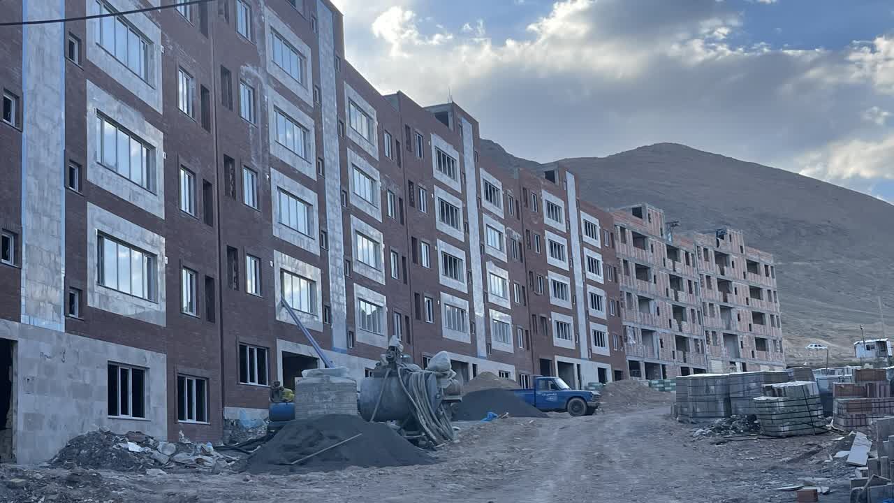 کوتاهی خدماترسانها، عامل تاخیر در تحویل مسکن در شهرهای جدید