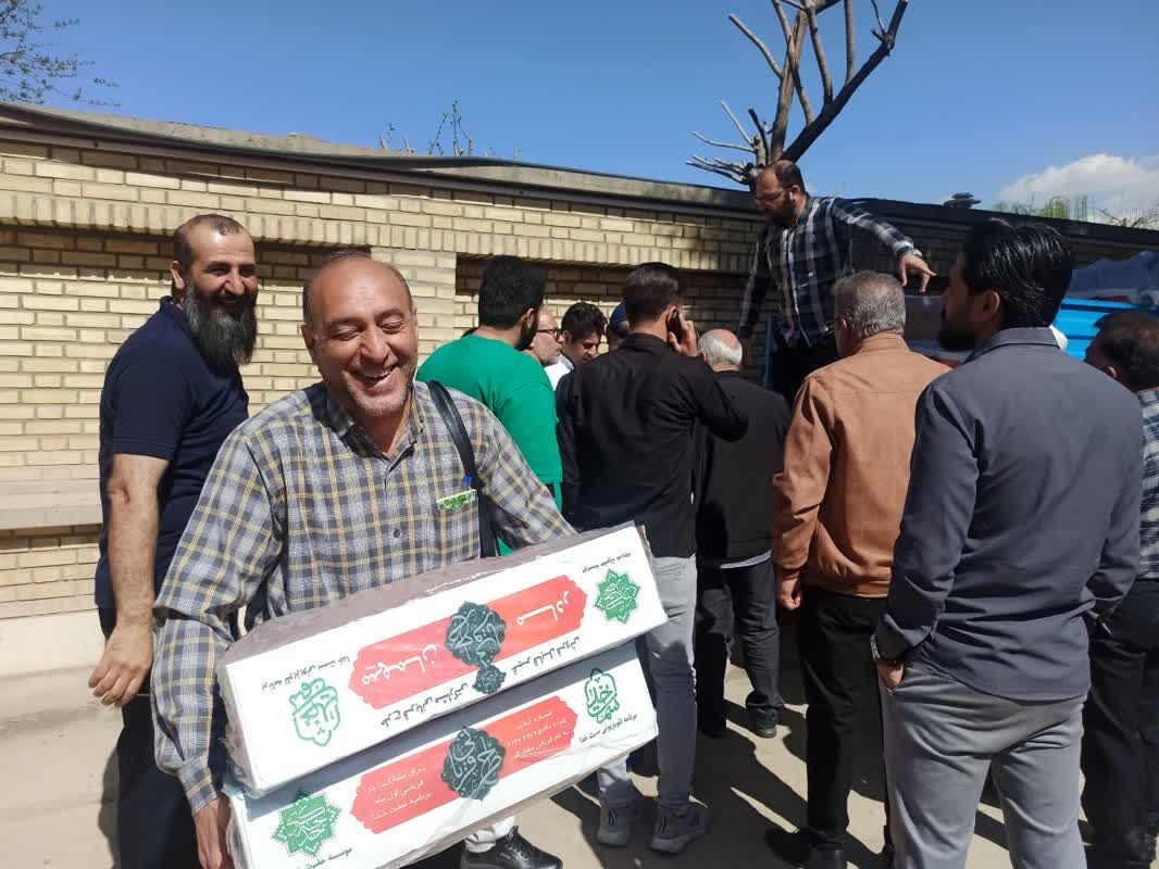 ۲ تن گوشت گرم میان نیازمندان البرز با همت کانونهای مساجد توزیع شد