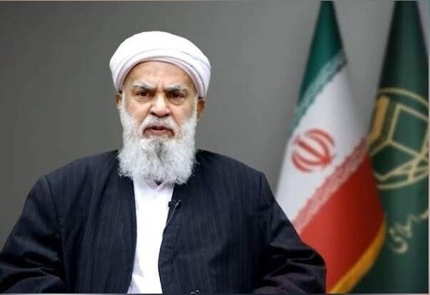 عید فطر ثمره بندگی است/اعیاد اسلامی سبب نزدیکی دل‌ها می‌شود