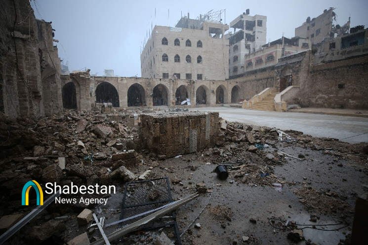 اقامه نماز عید فطر روی ویرانه های مساجد غزه+ عکس