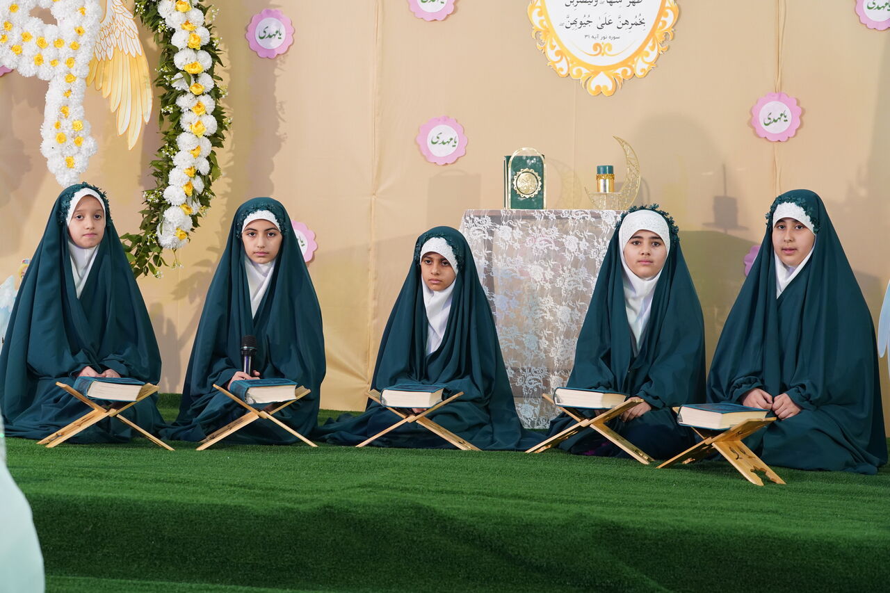 جشن بزرگ بچههای مسجد برای دختران روزهاولی