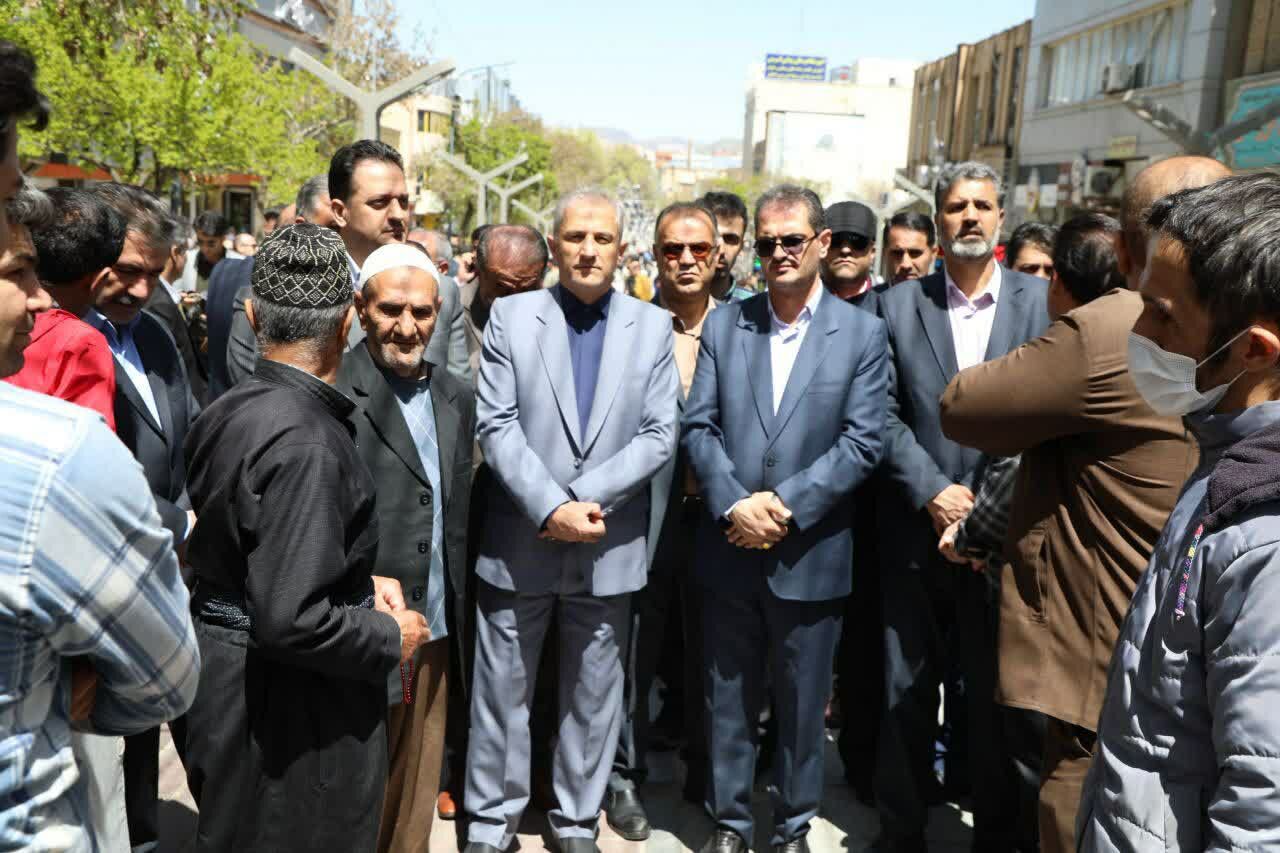 حضور پرشور سنندجیها در حمایت از حمله پهبادی ایران به اسرائیل