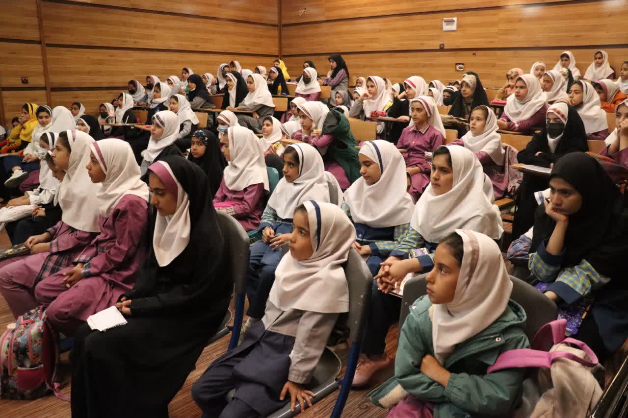 رقابت ۲۵ هزار دانش آموز در مسابقات قرآن، نماز، عترت مرحله شهرستانی در بویراحمد