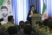 ارتش جمهوری اسلامی ایران جلوتر از همه در خدمت به مردم است