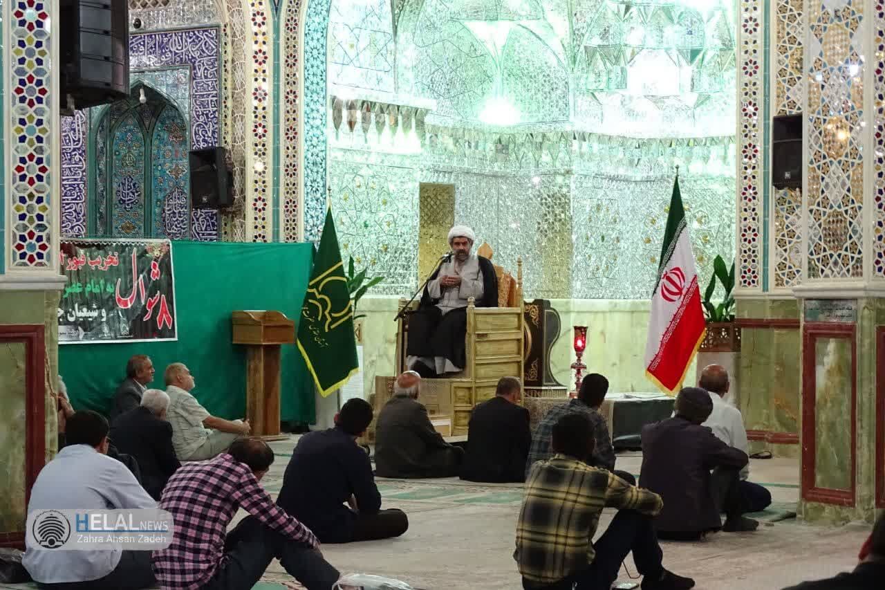 هدف از تخریب قبور ائمه بقیع، از بینبردن پشتوانههای تاریخ اسلام بود