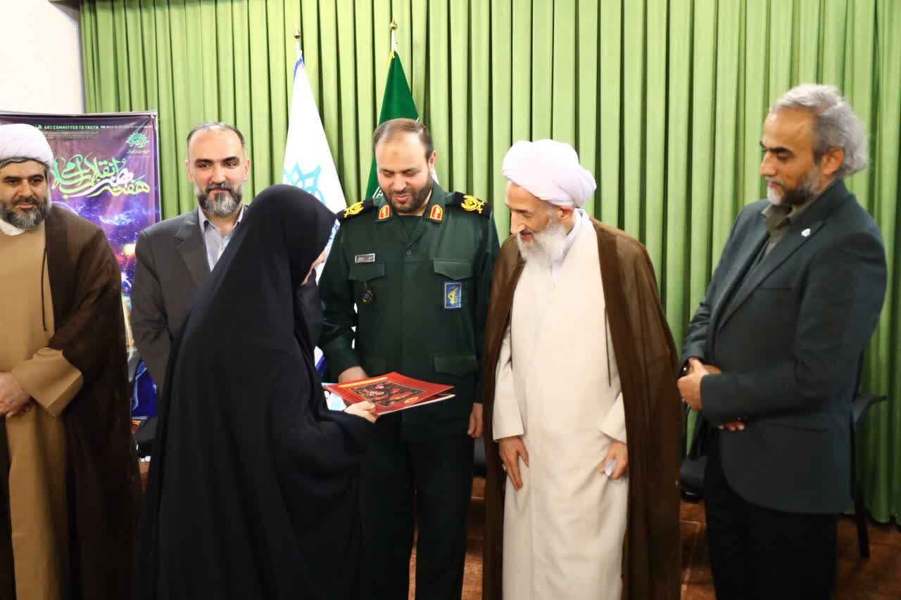 ترویج هنر انقلاب نیازمند تقویت بودجه فرهنگی است