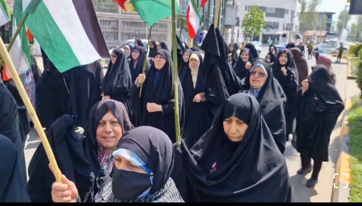 راهپیمایی مردم گیلانی در حمایت از عملیات «وعده صادق»