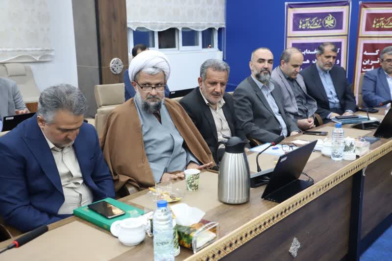 قرآن را به محلات و درون خانه ها ببریم