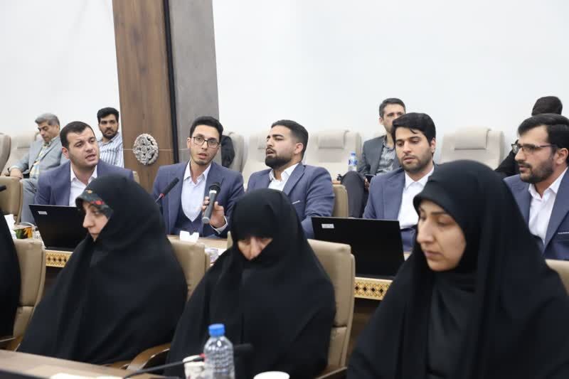 قرآن را به محلات و درون خانه ها ببریم