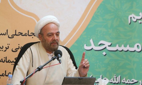 نیت خاص آیتالله امامیکاشانی در تشرف ۴۰ هفتهای به جمکران با پای پیاده!