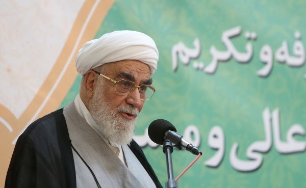 نیت خاص آیت‌الله امامی‌کاشانی در تشرف ۴۰ هفته‌ای به جمکران با پای پیاده!