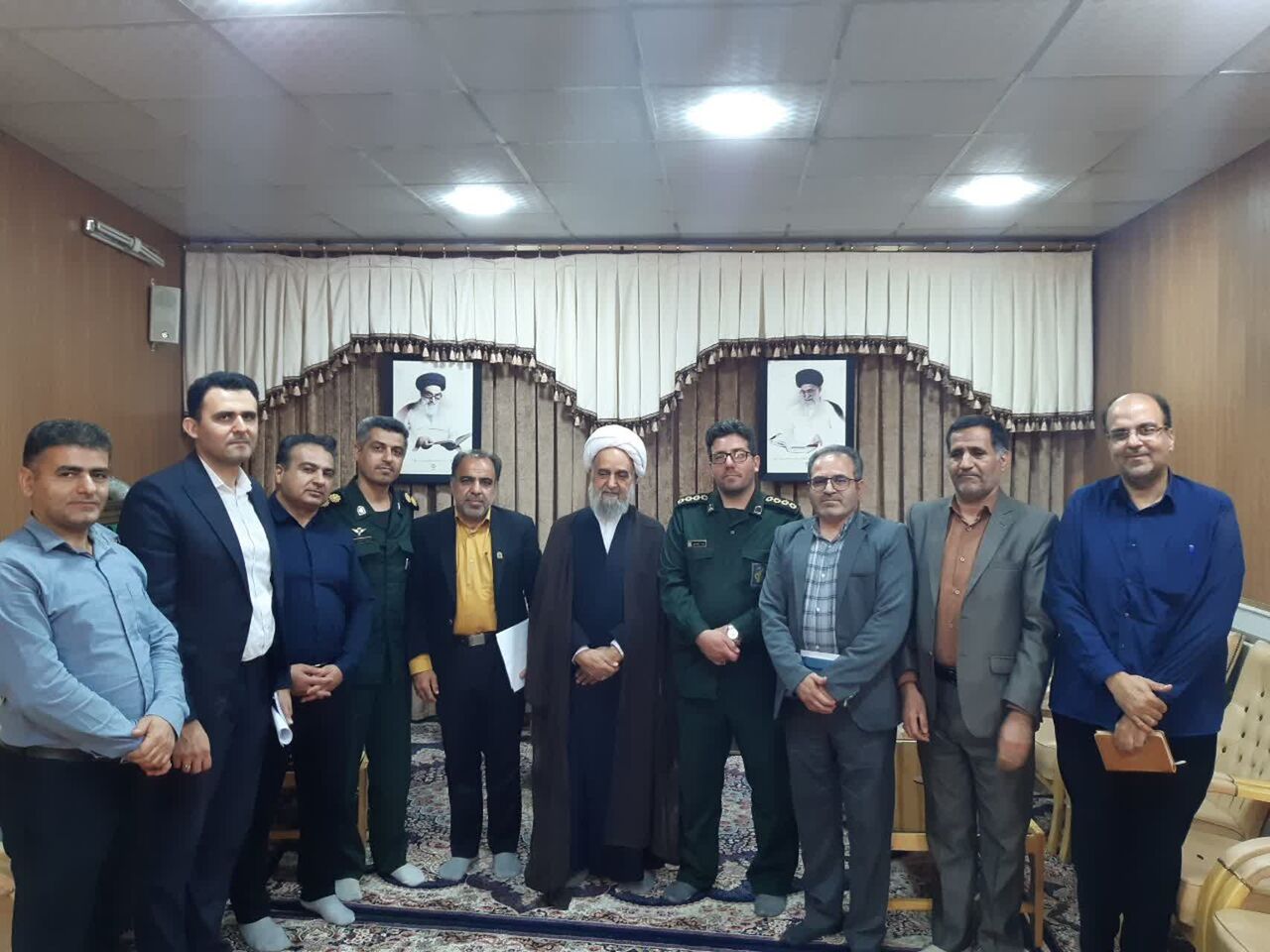 انس با شهدا، نوجوانان را از آفات فضای مجازی حفظ می کند