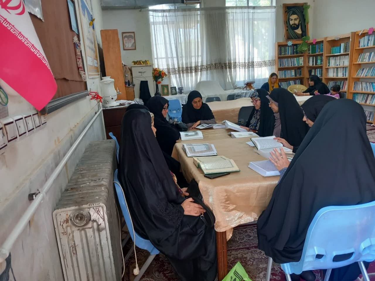 برگزاری کلاس حفظ قرآن کریم ویژه خواهران در کانون باقرالعلوم (ع) کرمانشاه