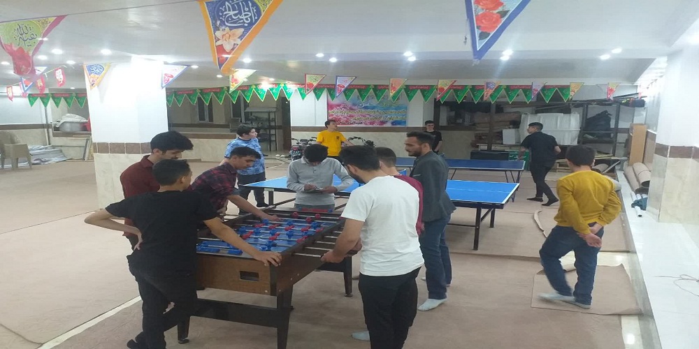 روحانی که با ورزش حضور جوانان را به مسجد گره زده است