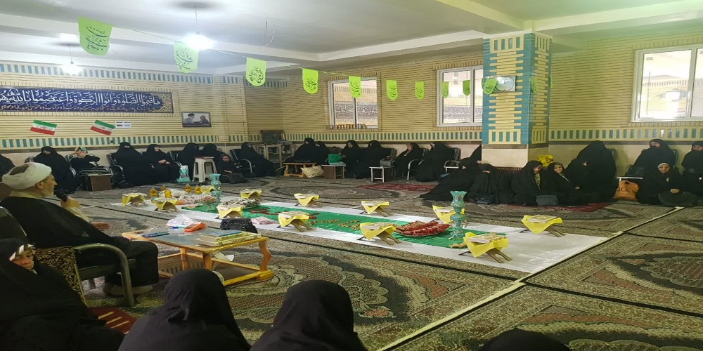 روحانی که با ورزش حضور جوانان را به مسجد گره زده است