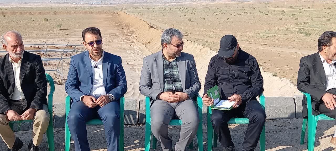 آغاز عملیات احداث دهکده اقتصاد مقاومتی شهدای جهادگر در آران و بیدگل