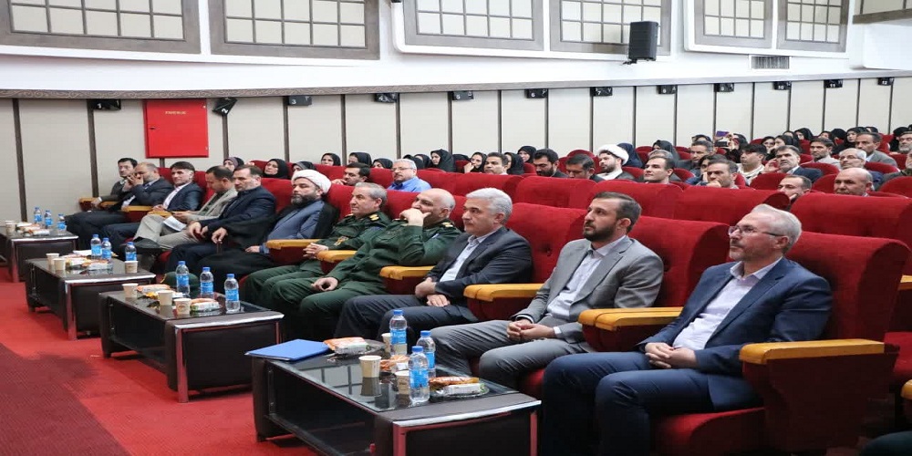 مسجد و مدرسه جز ارکان تربیت دینی دانش آموزان هستند