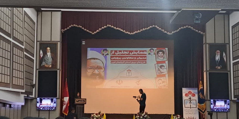 مسجد و مدرسه جز ارکان تربیت دینی دانش آموزان هستند