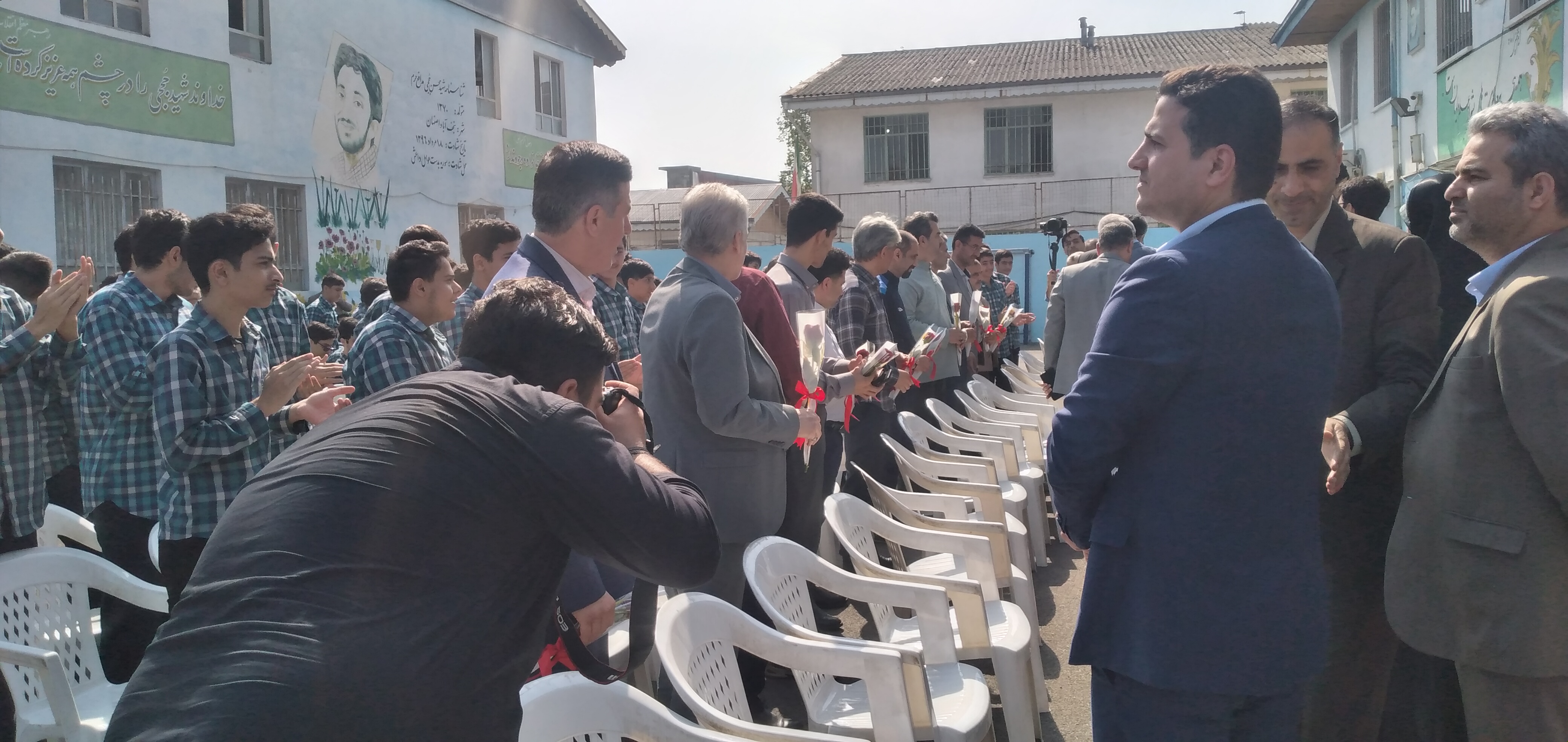 نواخته شدن زنگ سپاس در مدارس گیلان