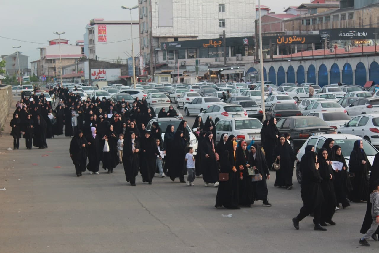 همایش پیاده‌روی عفاف و حجاب در آستارا برگزار شد