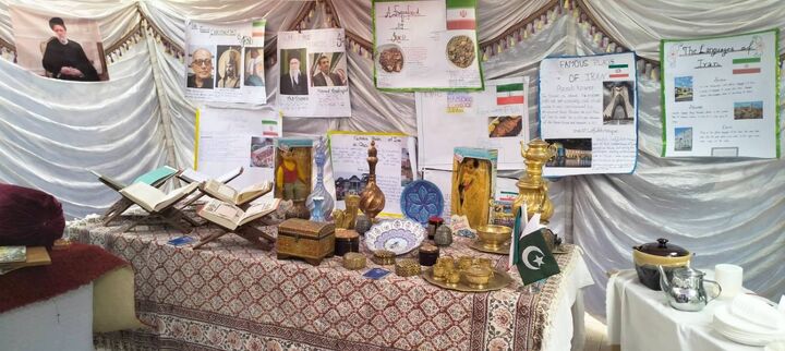 نمایش صنایع دستی ایران در مدرسه بین‌المللی اسلامی اسکانز راولپندی