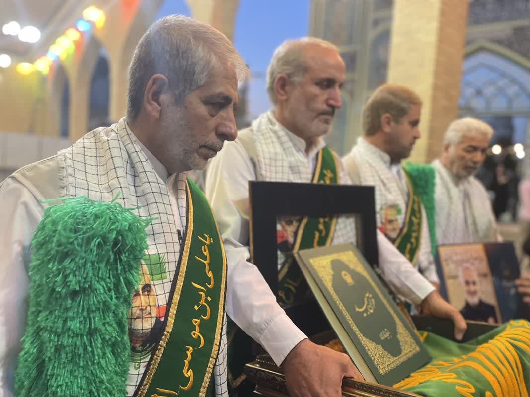 مادران و پدران شهداء الگوی شاخص رفتار تربیتی برای خانوادهها هستند