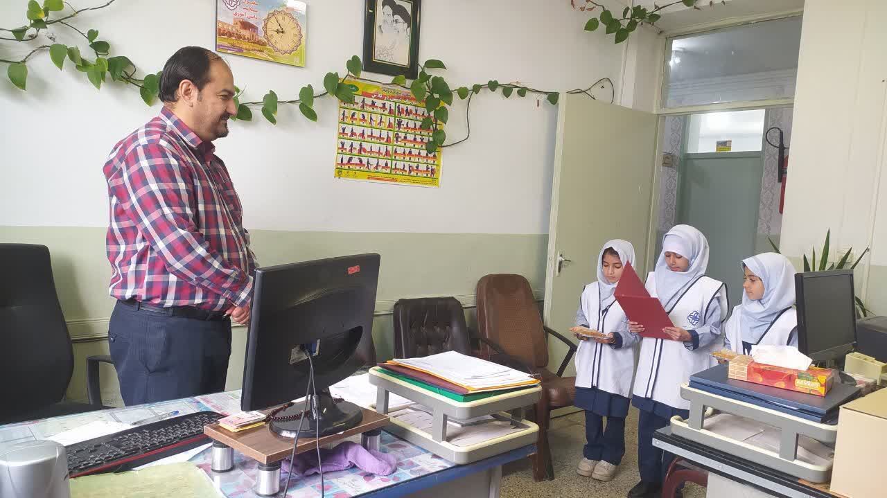 الگوآفرینی در پرتو خصلتهای رفتاری معلمان