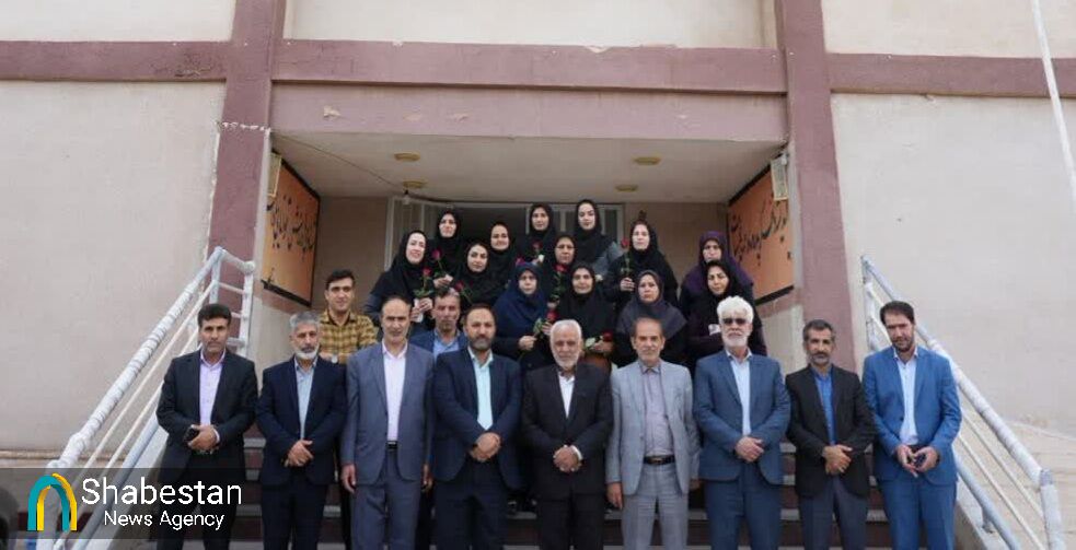 آموزش و پرورش مسئله اول و اساسی کشور است