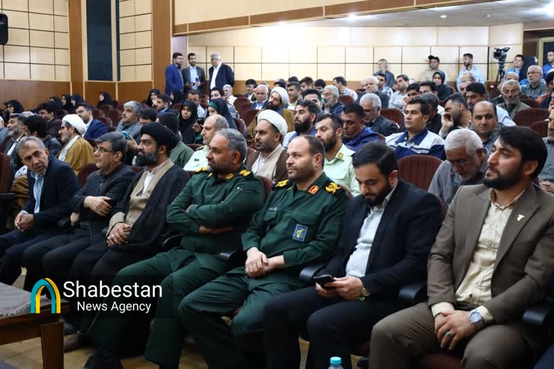 لزوم گره گشایی از جامعه کارگری