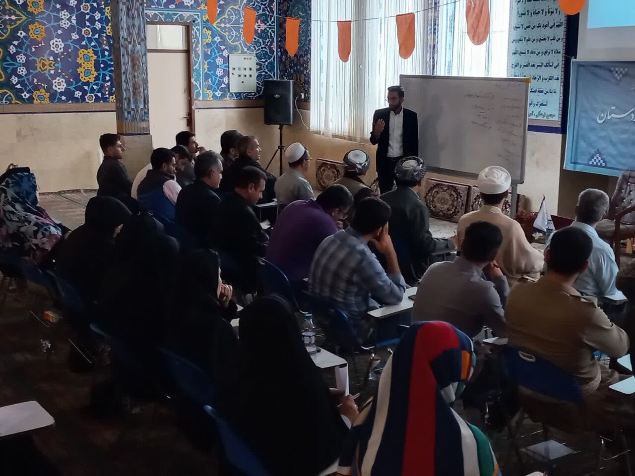 برگزاری نشست توجیهی طرح ملی «مسجد، کانون نشاط» در کردستان