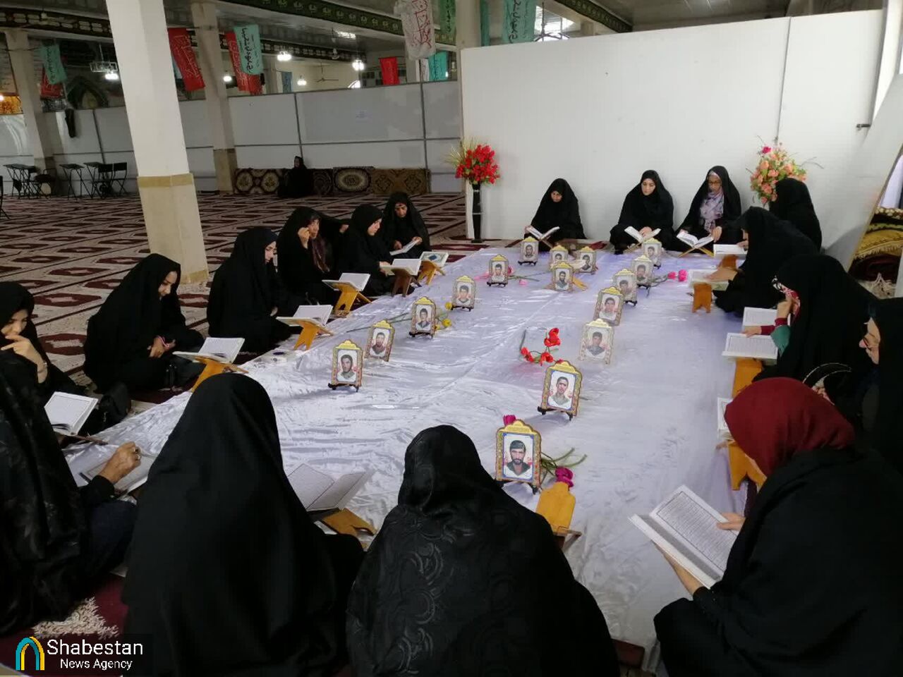 بانون نقش مهمی در مقابله با هجمههای فرهنگی دشمنان دارند